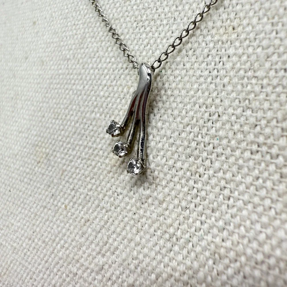 Marvel Sterling Silver Three Drop Pendant Necklace Simple Minimal Dainty‎